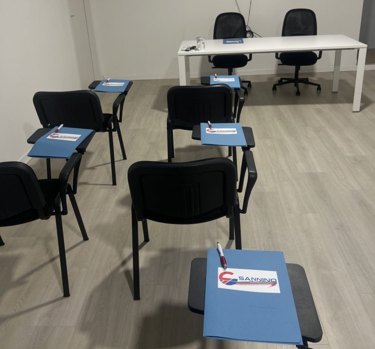 Aula corsi manutentori antincendio presso centro formazione autorizzato UMAN e sede d’esame VVF
